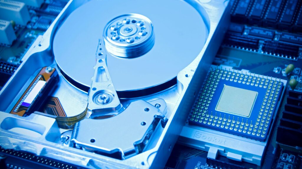 apa perbedaan ssd dan hdd
